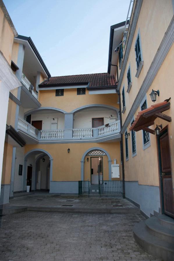 カステッランマーレ・ディ・スタービアCerasella Houseアパートメント エクステリア 写真